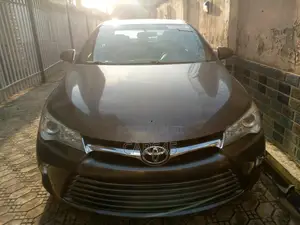 Toyota Camry 2017 Gray