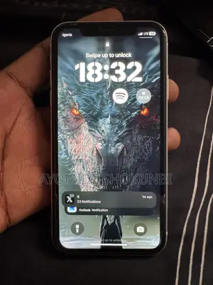 Apple iPhone 11 64 GB White