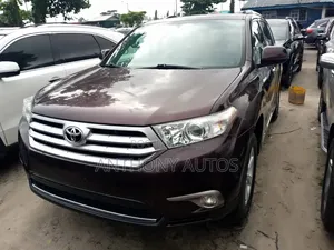 Toyota Highlander 2013 Maroon