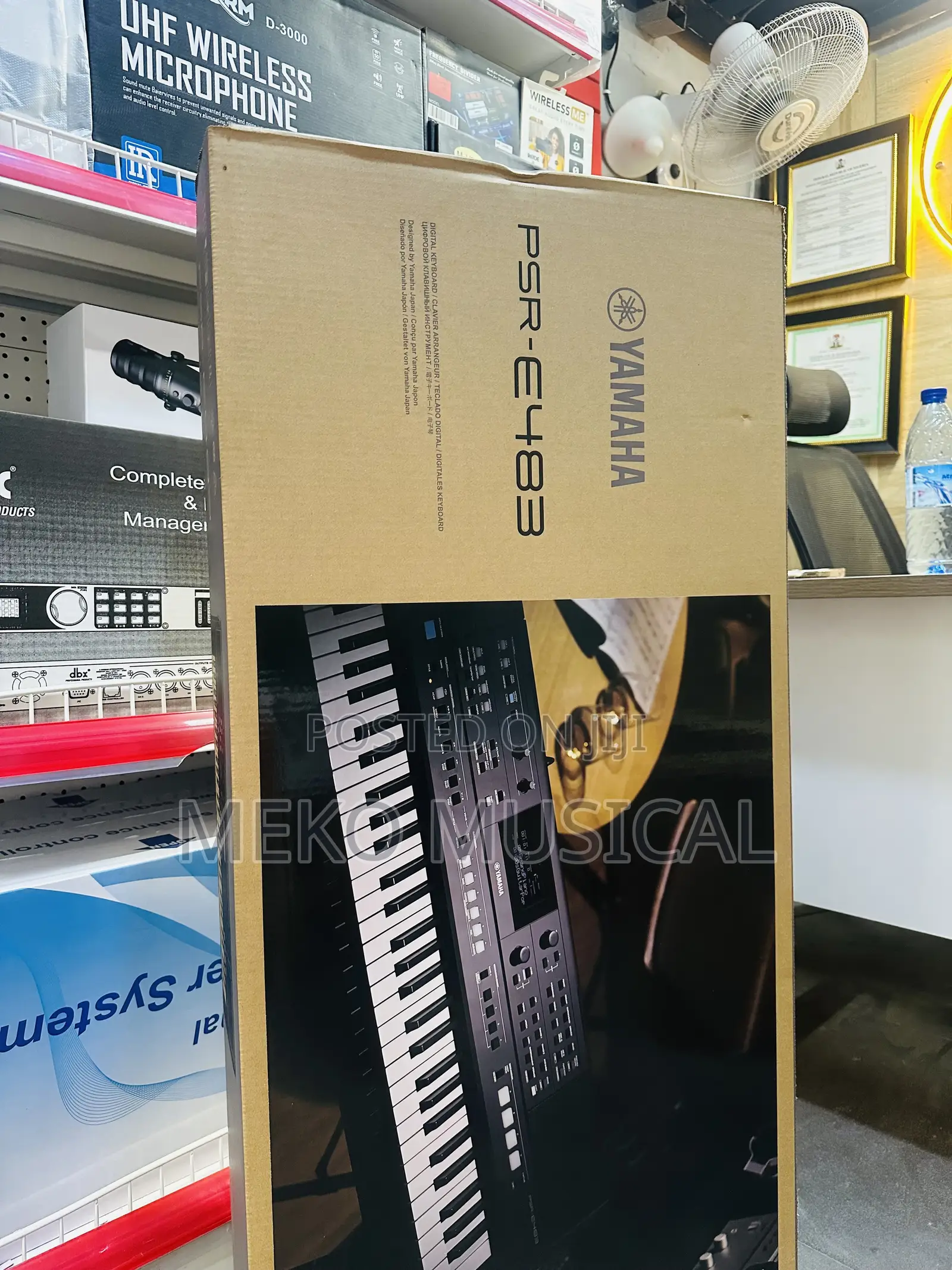 Yamaha Keyboard PSR-E483