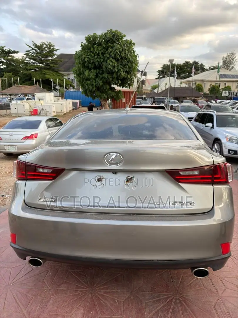 Lexus IS 250 2014 Gray