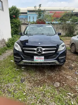 Mercedes-Benz GLE-Class GLE 350 2016 Blue