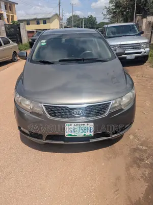 Kia Cerato 2007 Brown