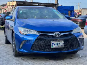 Toyota Camry SE w/Special Edition Pkg (2.5L 4cyl 6A) 2016 Blue