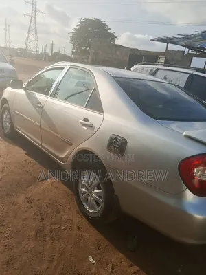 Toyota Camry 2004 Silver