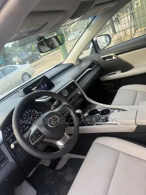 Lexus RX 350 FWD 2017 White