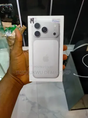 New Apple iPhone 17 Pro 256 GB White