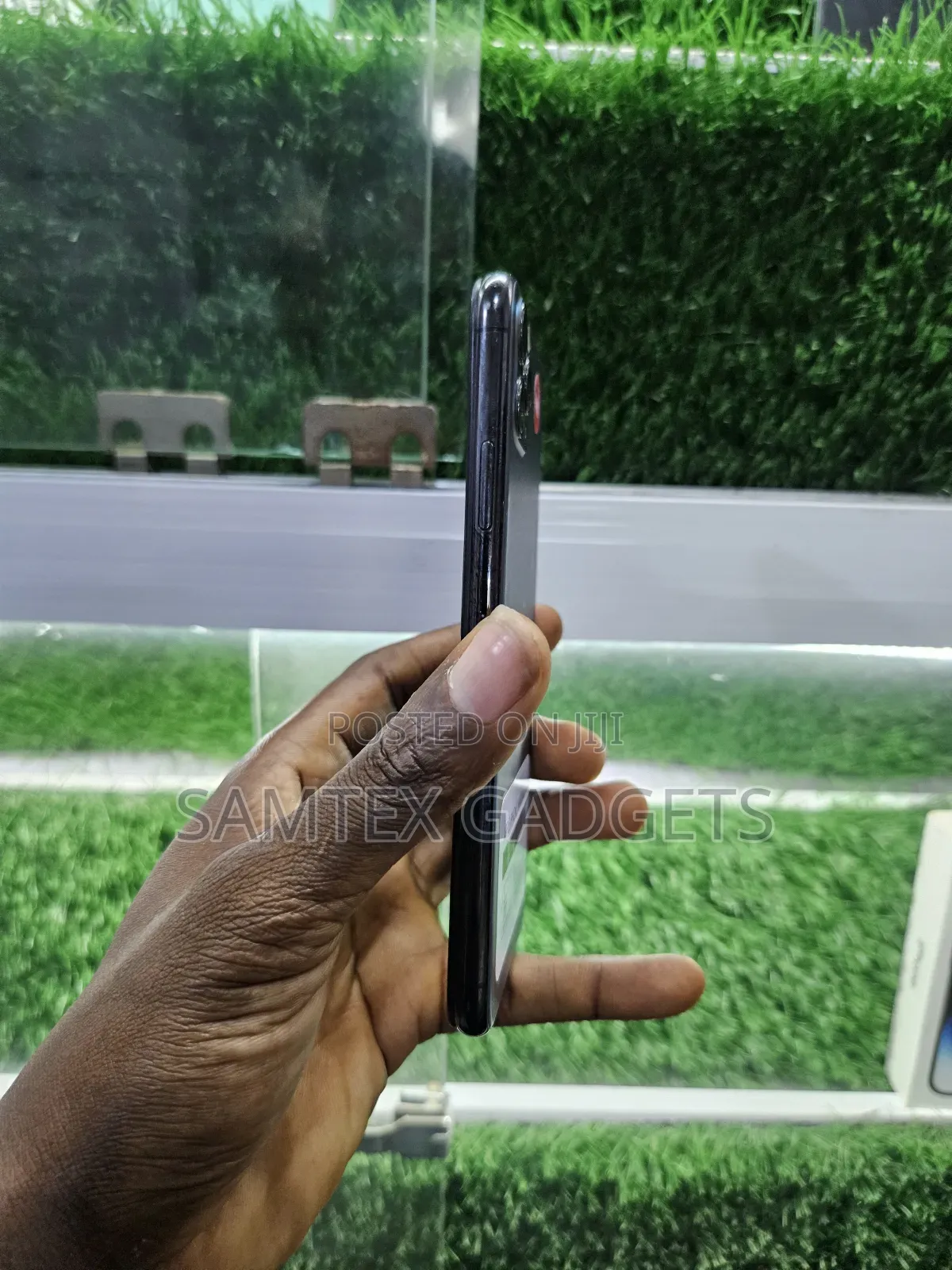 Apple iPhone 11 Pro Max 64 GB Black