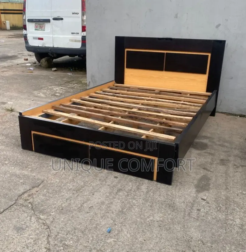 Top Quality 41⁄2 by 6 Bedframe