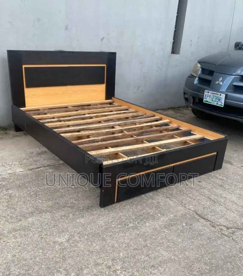 Top Quality 41⁄2 by 6 Bedframe