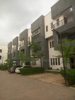 4bdrm Duplex in Mabuchi Property, Mabushi for rent