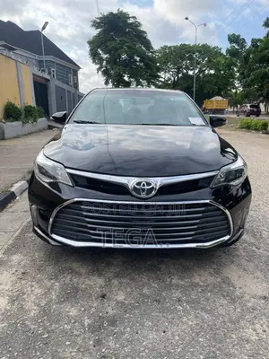 Toyota Avalon XLE Plus FWD Sedan (3.6L 6cyl 6A) 2016 Black