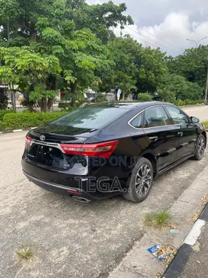 Toyota Avalon 2017 Black