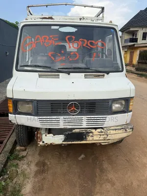 Mercedes Benz Truck Facker Container Tokunbo