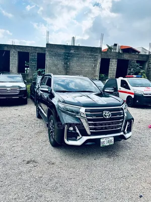 Toyota Land Cruiser 2015 Black