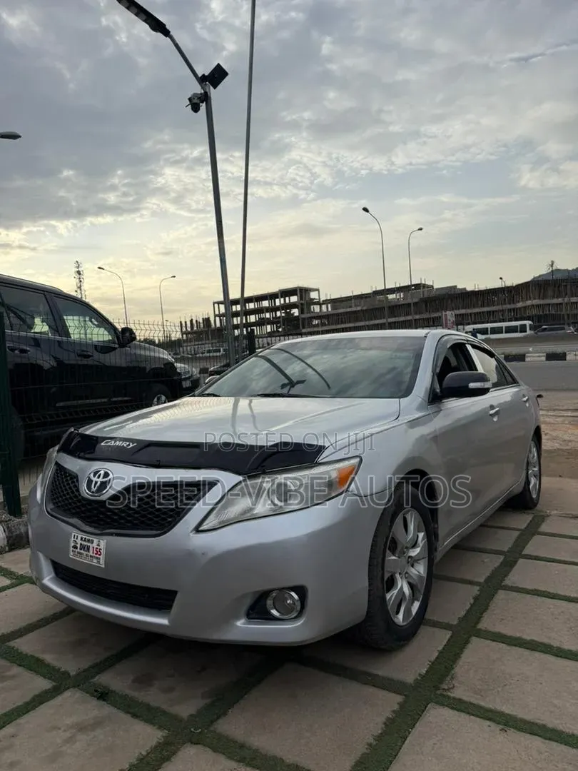 Toyota Camry 2008 Silver