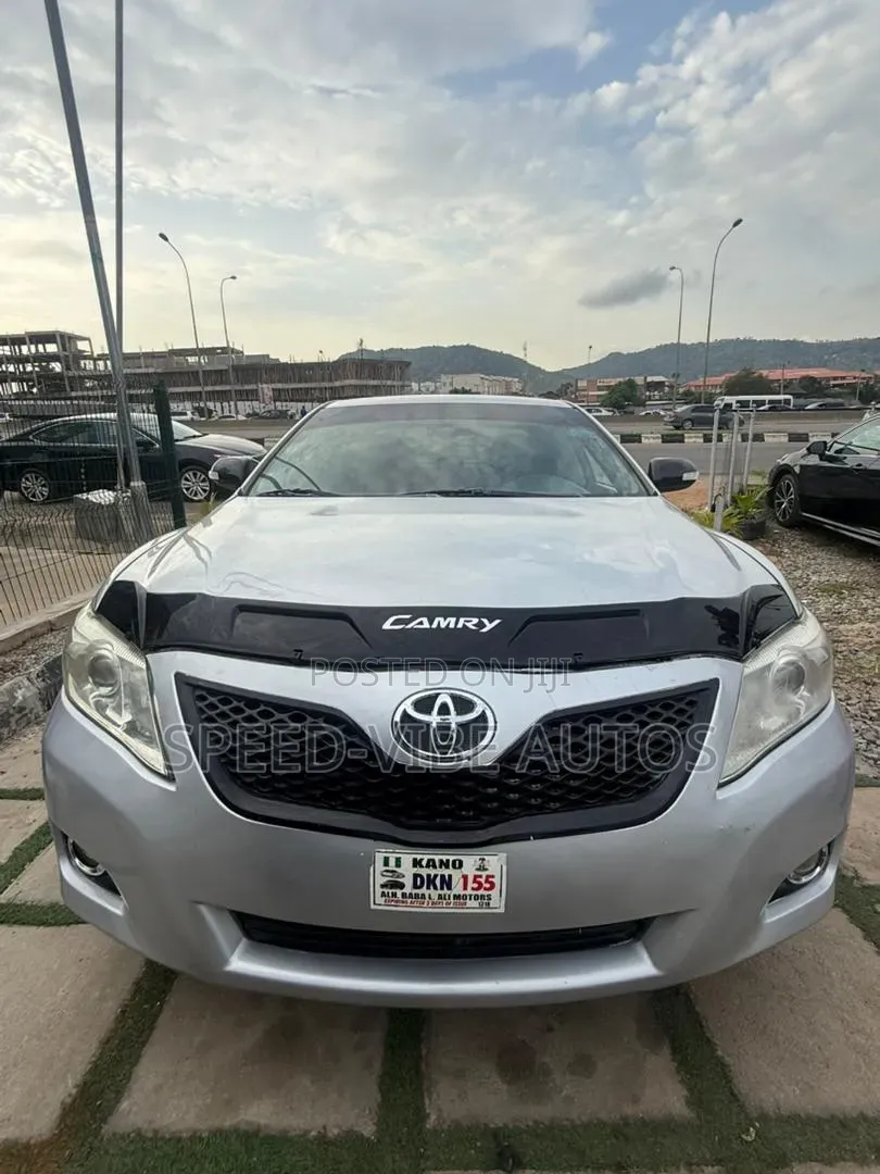 Toyota Camry 2008 Silver