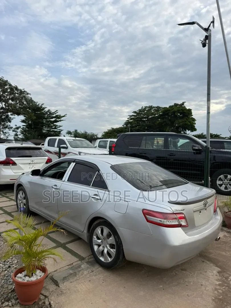 Toyota Camry 2008 Silver