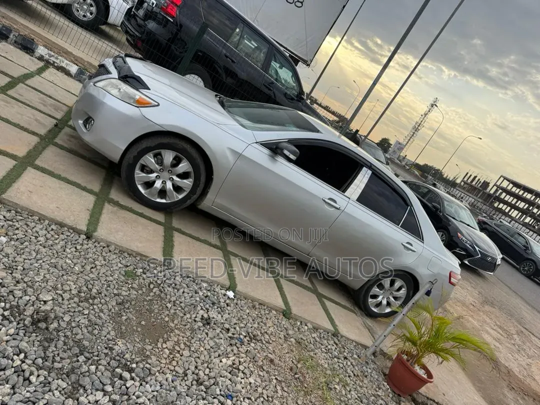Toyota Camry 2008 Silver