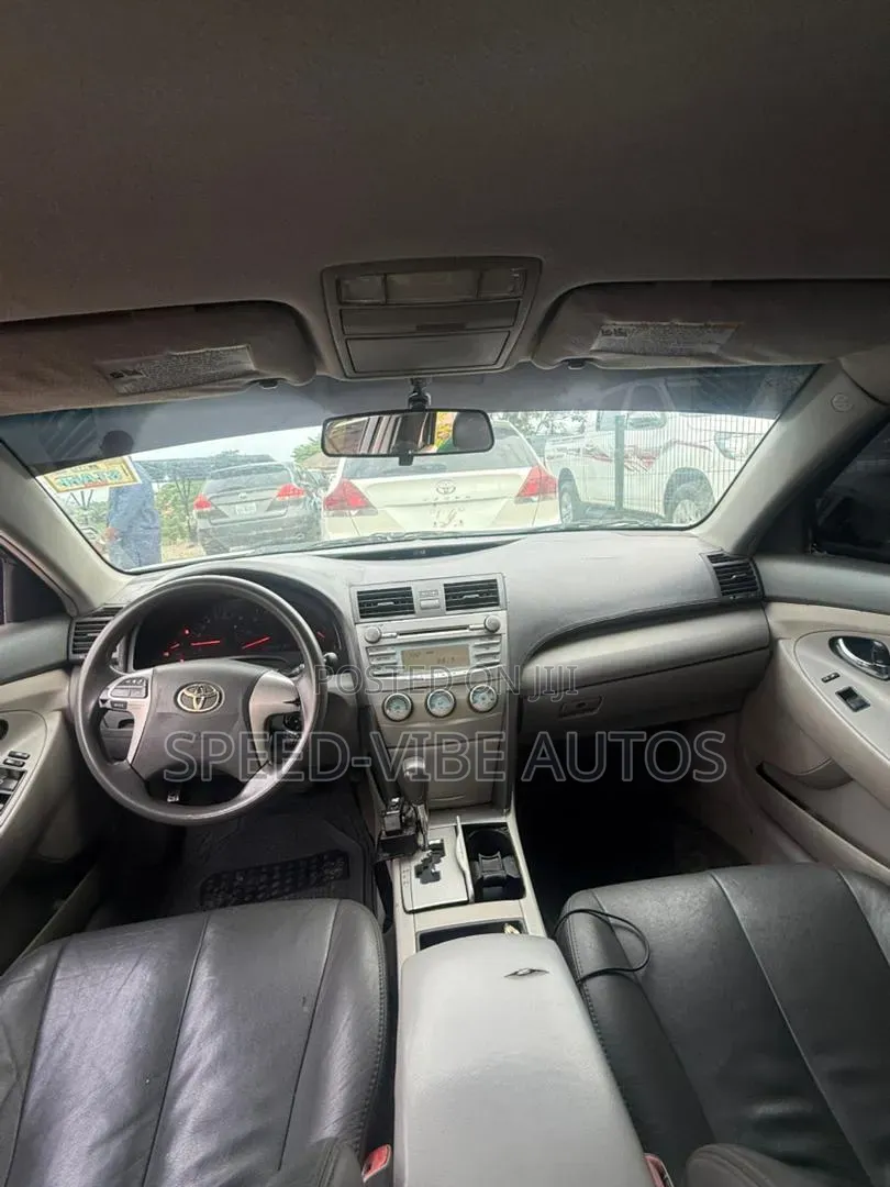 Toyota Camry 2008 Silver