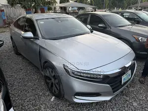 Honda Accord 2018 Silver