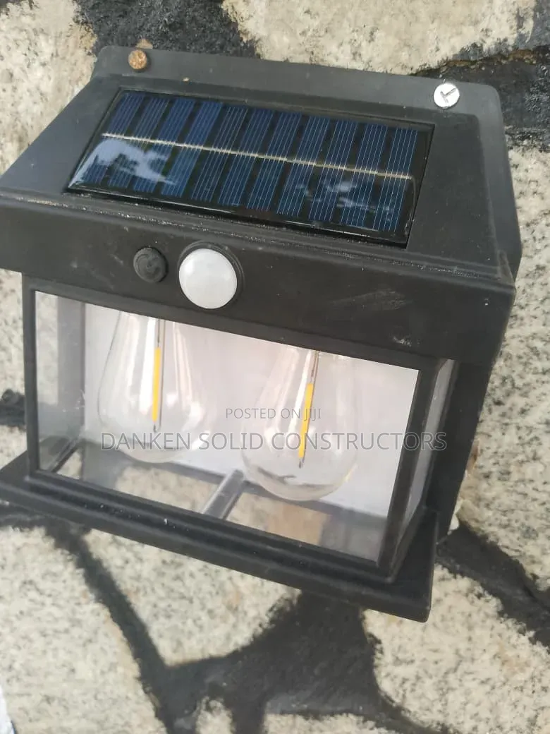 300 Watts Solar Streetlights