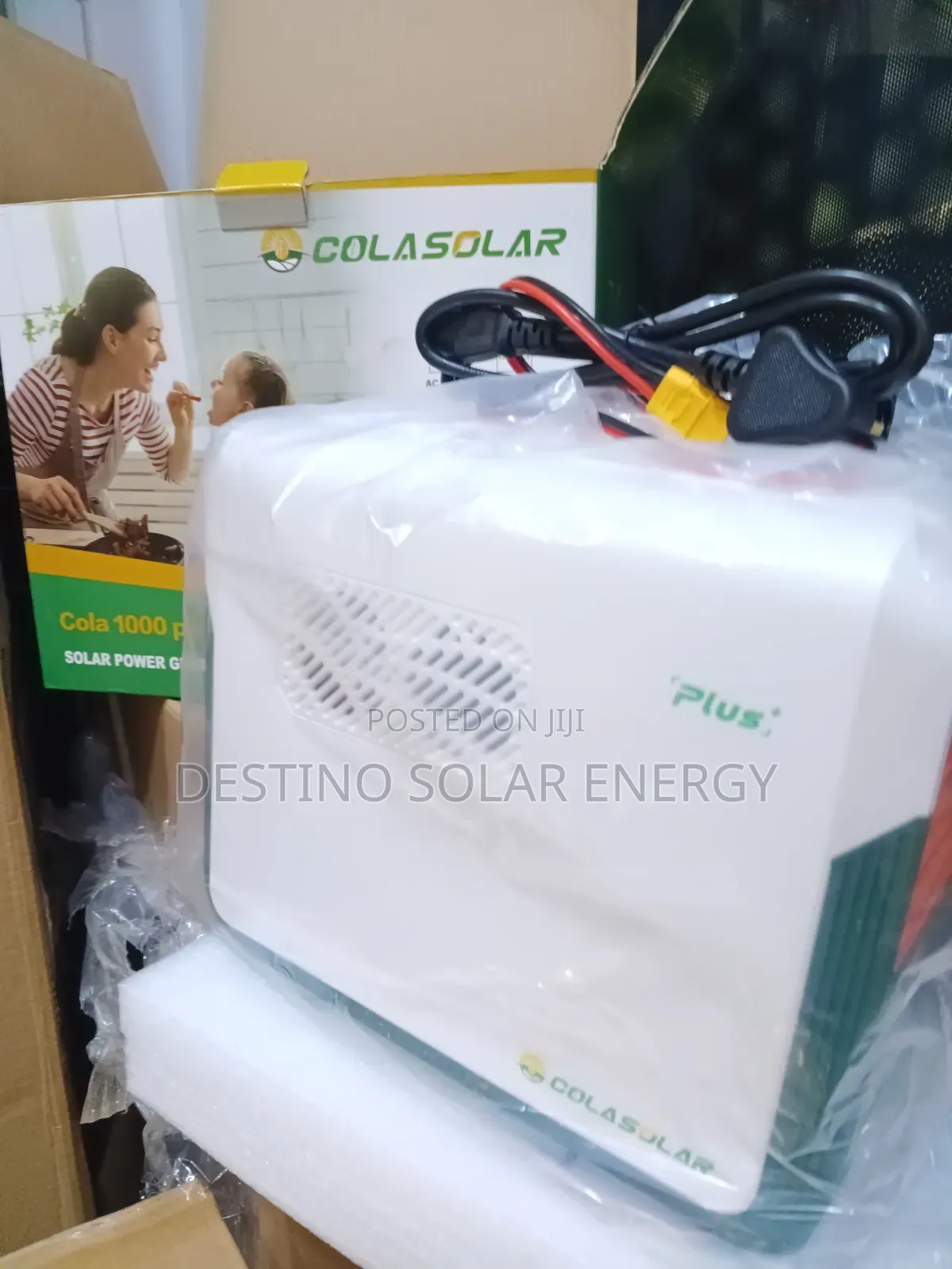 Cola 1000watts Plus Solar Generator