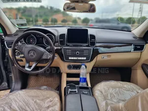 Mercedes-Benz GLE-Class 2018 Gray