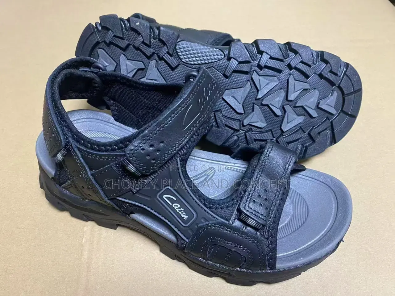Causal Sandal