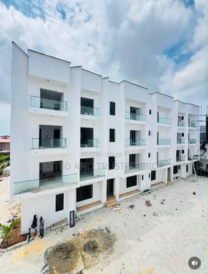 Mini Flat in Mini Court, Ikota for rent