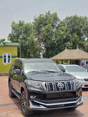 Toyota Land Cruiser Prado 2019 Black