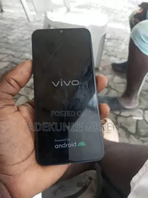 Vivo Y02 32 GB Gray