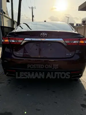 Toyota Avalon XLE Premium 4dr Sedan (3.5L 6cyl 6A) 2014