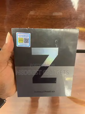 New Samsung Galaxy Z Fold 3 256 GB Black