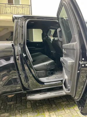 Toyota Tacoma 2024 Black
