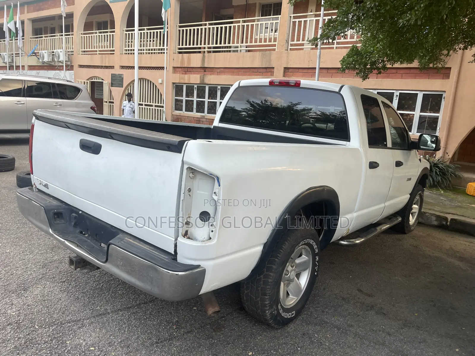 Dodge RAM 2006 White