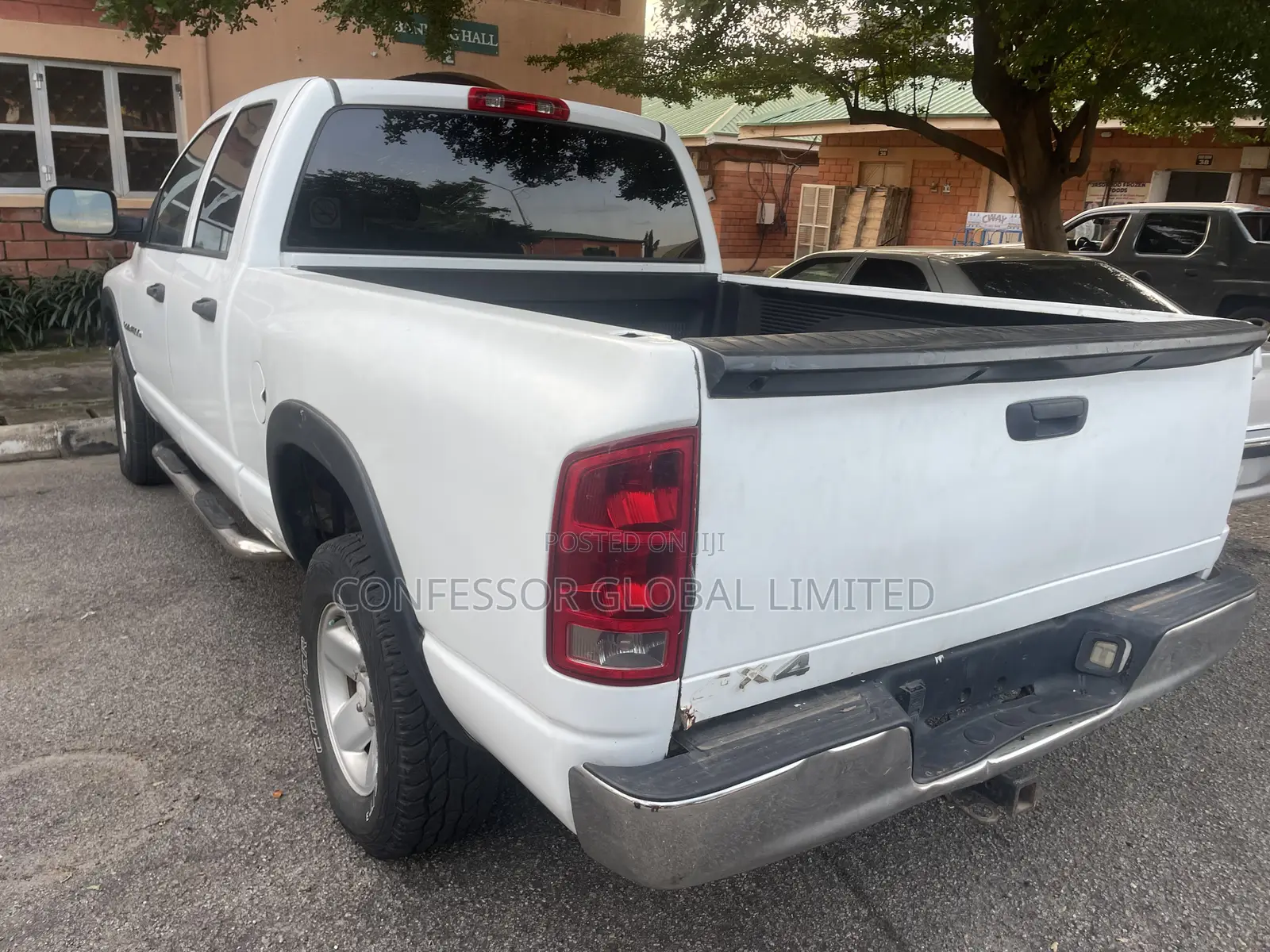 Dodge RAM 2006 White