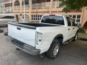 Dodge RAM 2006 White