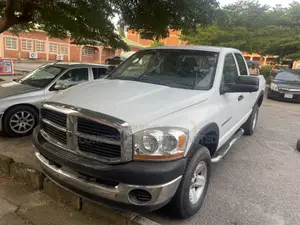 Dodge RAM 2006 White