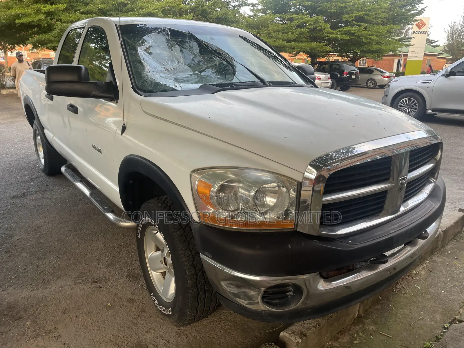 Dodge RAM 2006 White