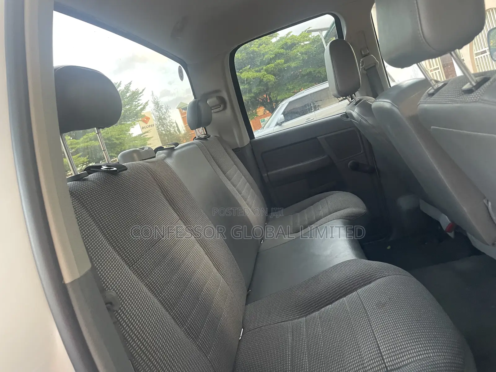 Dodge RAM 2006 White