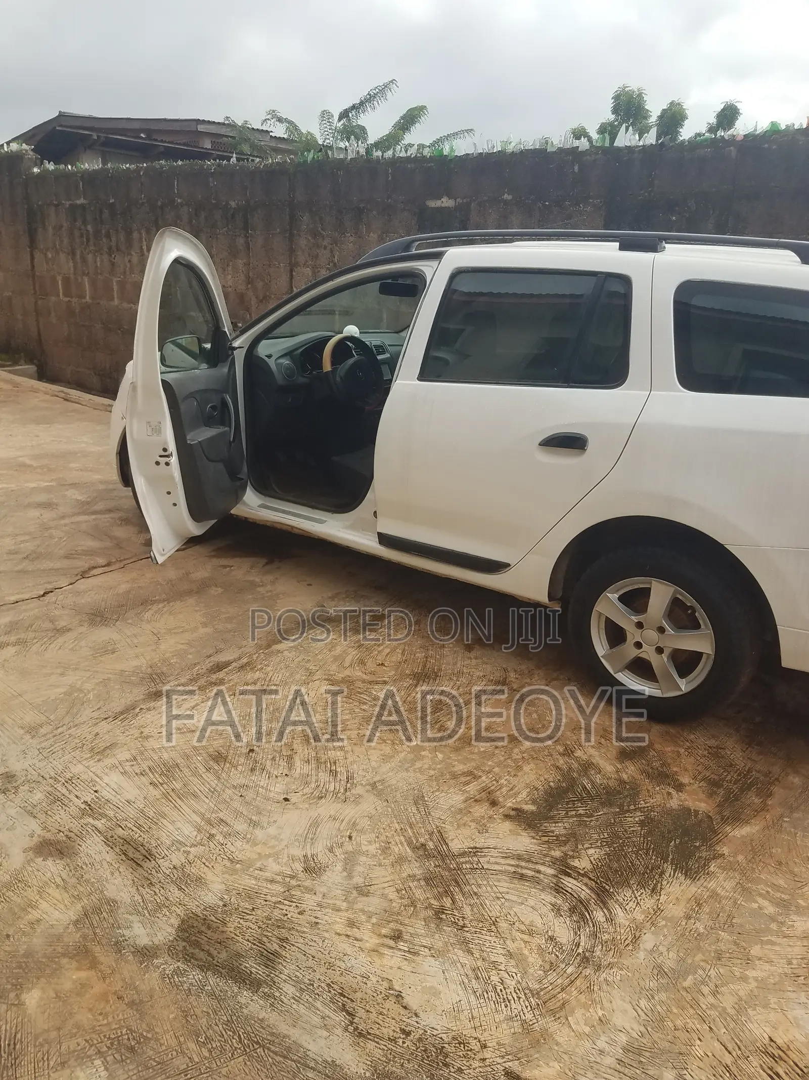 Renault Logan 2014 White