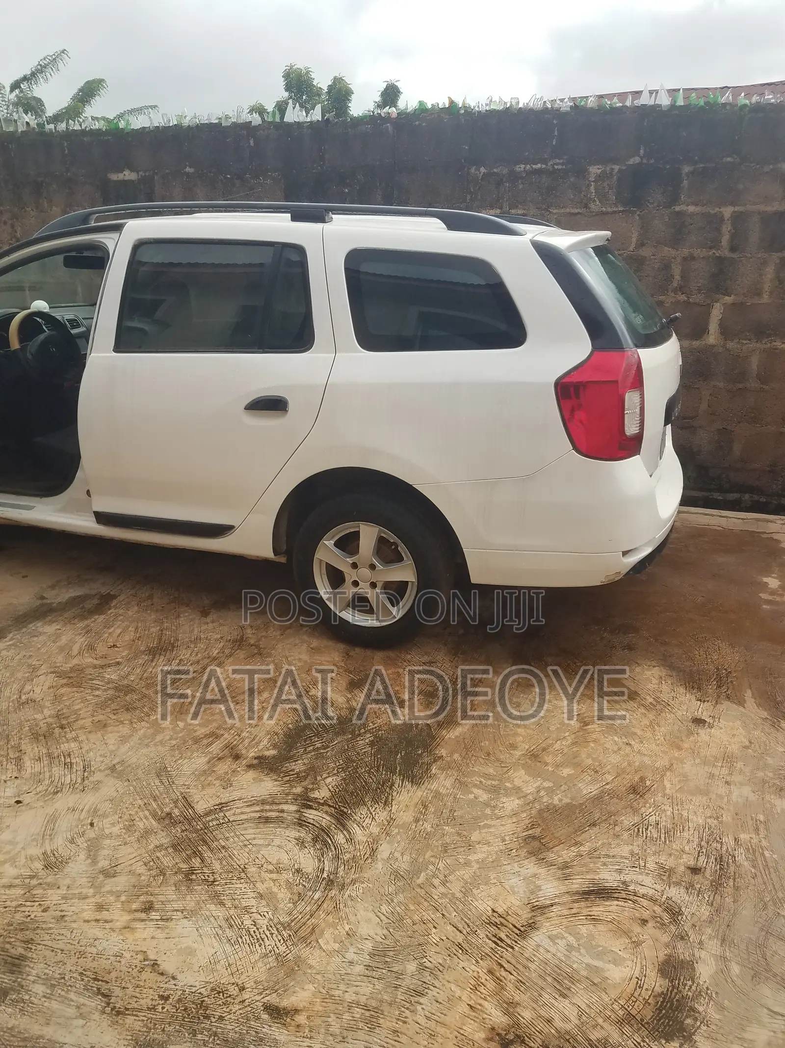 Renault Logan 2014 White