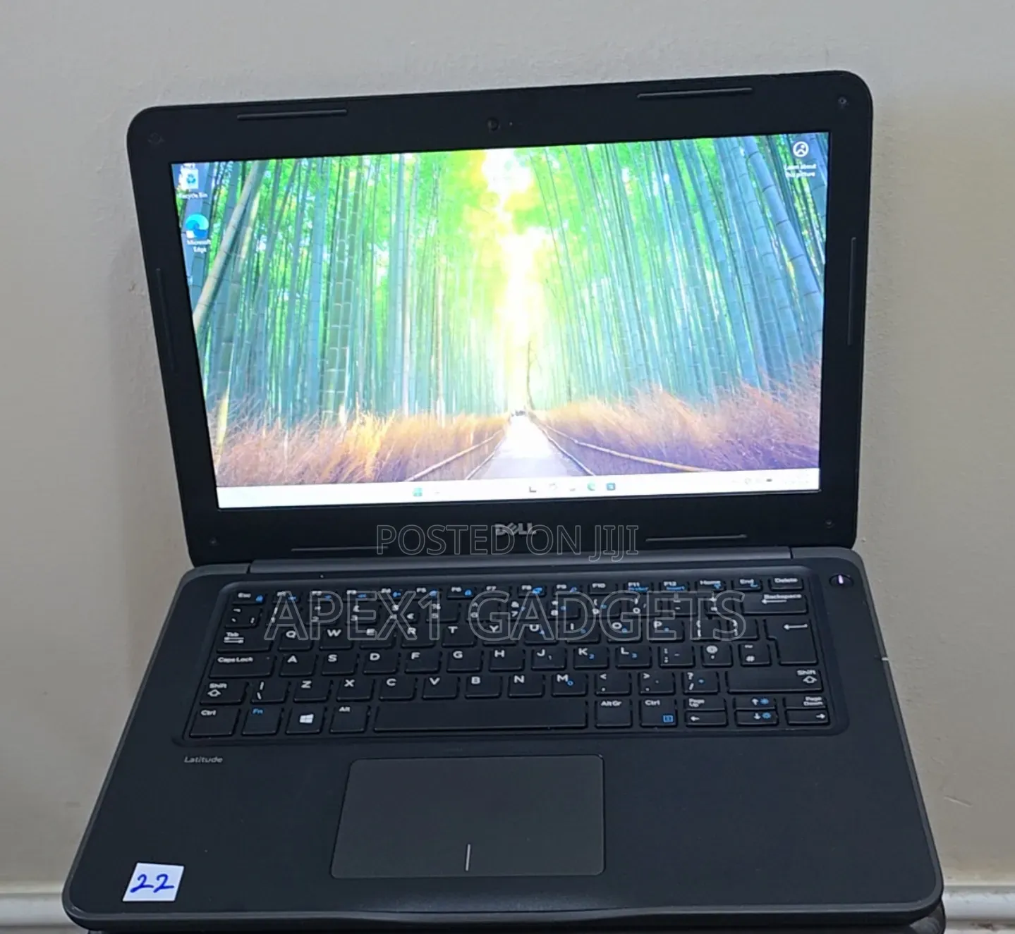 Laptop Dell Latitude 3380 4GB Intel Core i3 SSD 128GB