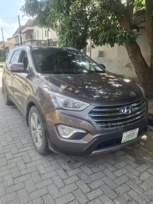 Hyundai Santa Fe Limited 4dr SUV AWD (3.3L 6cyl 6A) 2015 Brown