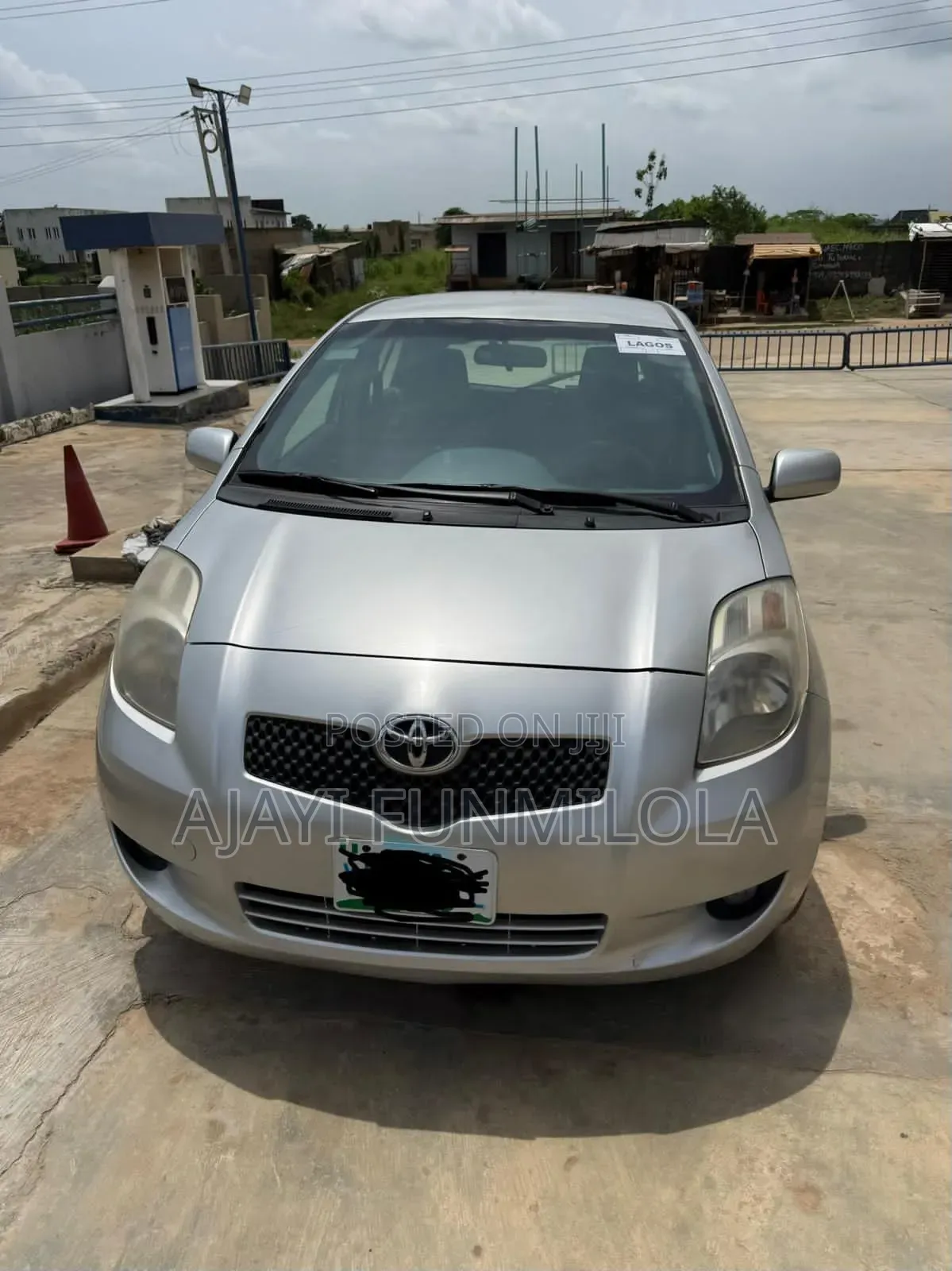 Toyota Yaris 2010 Silver