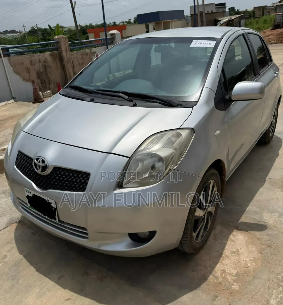 Toyota Yaris 2010 Silver