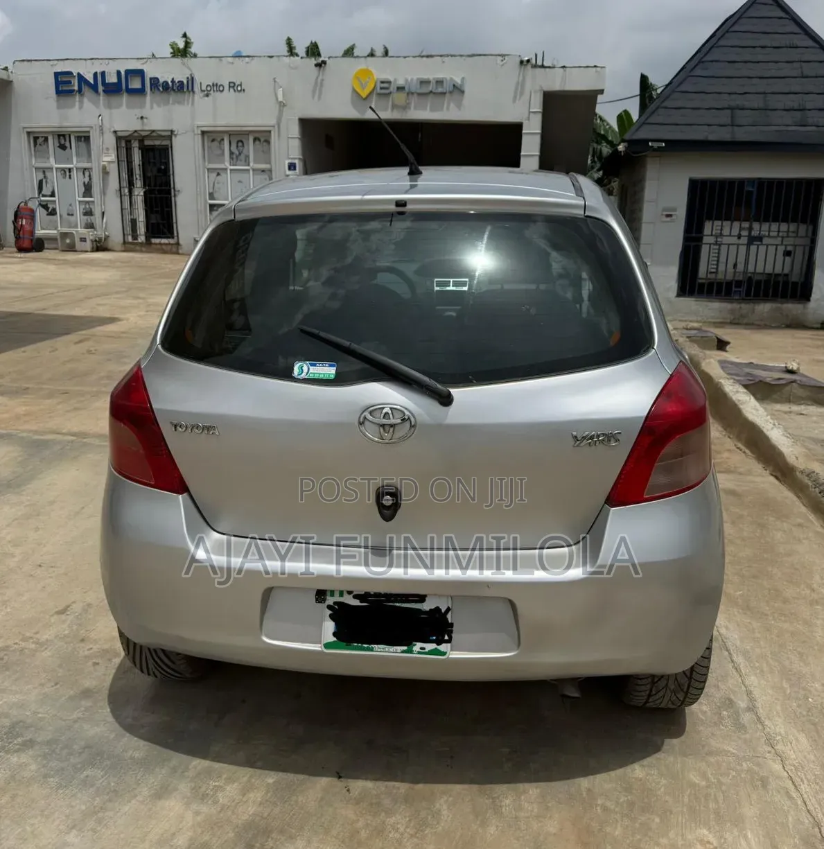 Toyota Yaris 2010 Silver