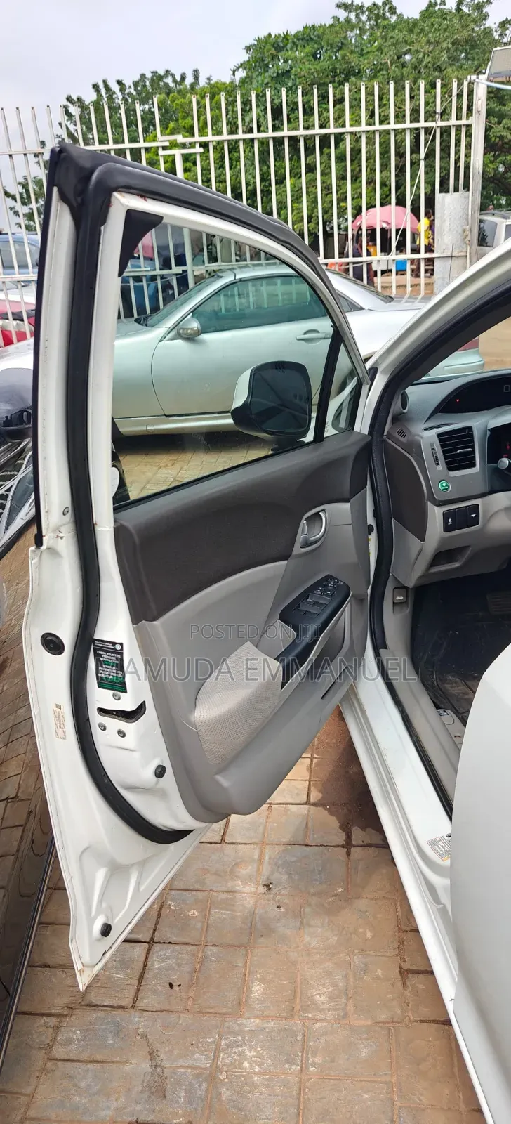 Honda Civic 2013 White