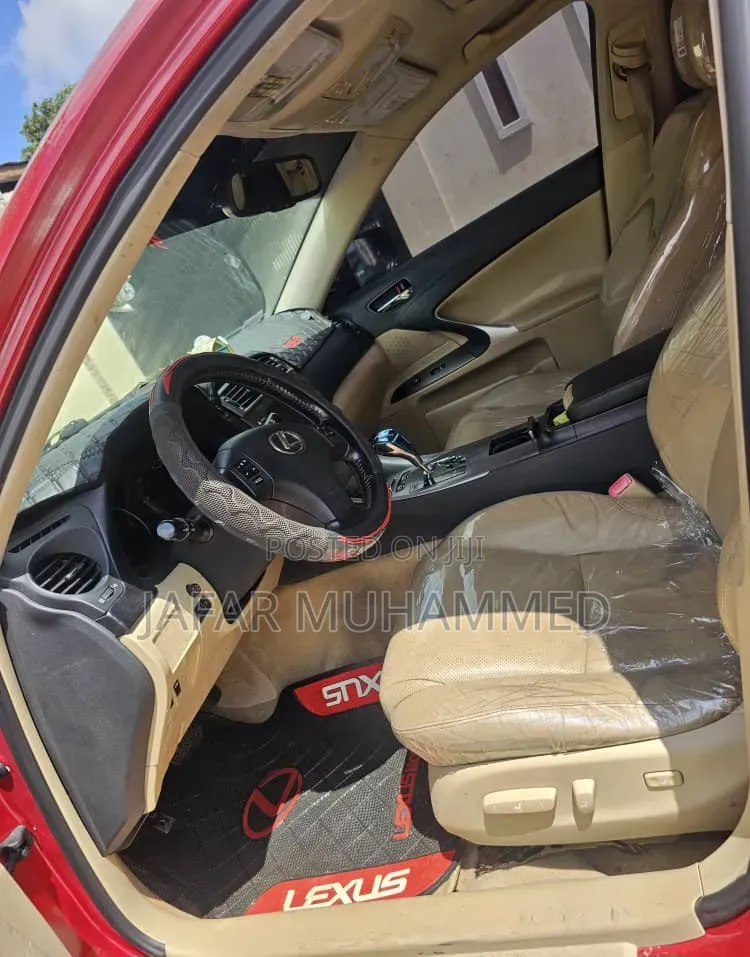 Lexus IS 2009 Red